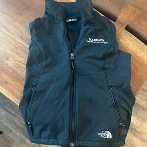 Women’s small Northface vest